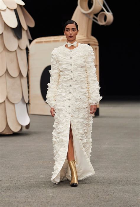 Chanel spring/summer 2025 .